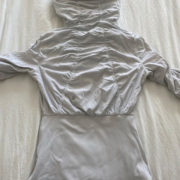 white lululemon running zip up - Picture 3 of 3